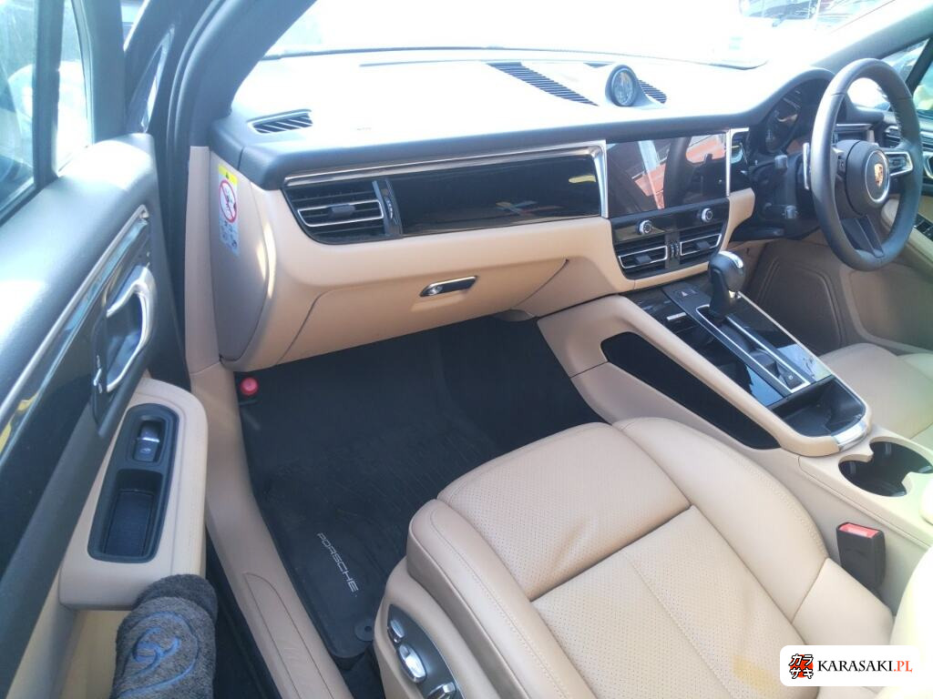 2023 Porsche Macan 4WD Base Grade 5