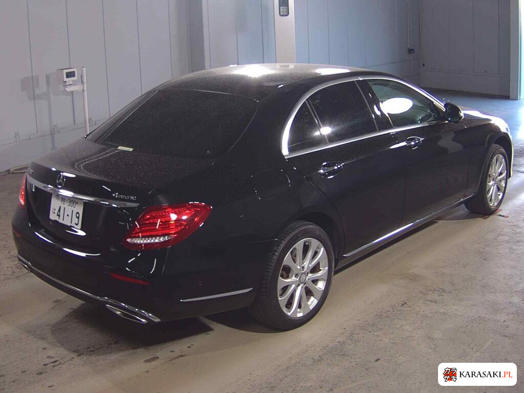 2017 Mercedes-Benz E-Class 4D 4WD E400 4MATIC Exclusive 4