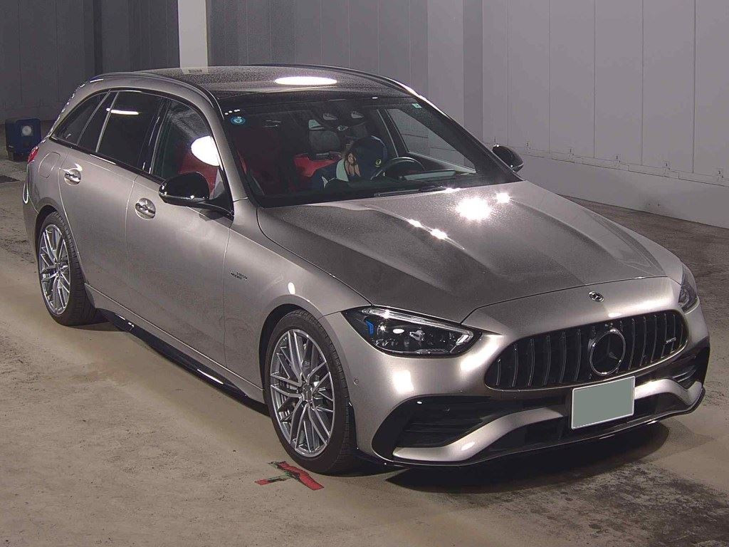 Mercedes-AMG C-Class Stationwagon 2023 z aukcji japońskiej