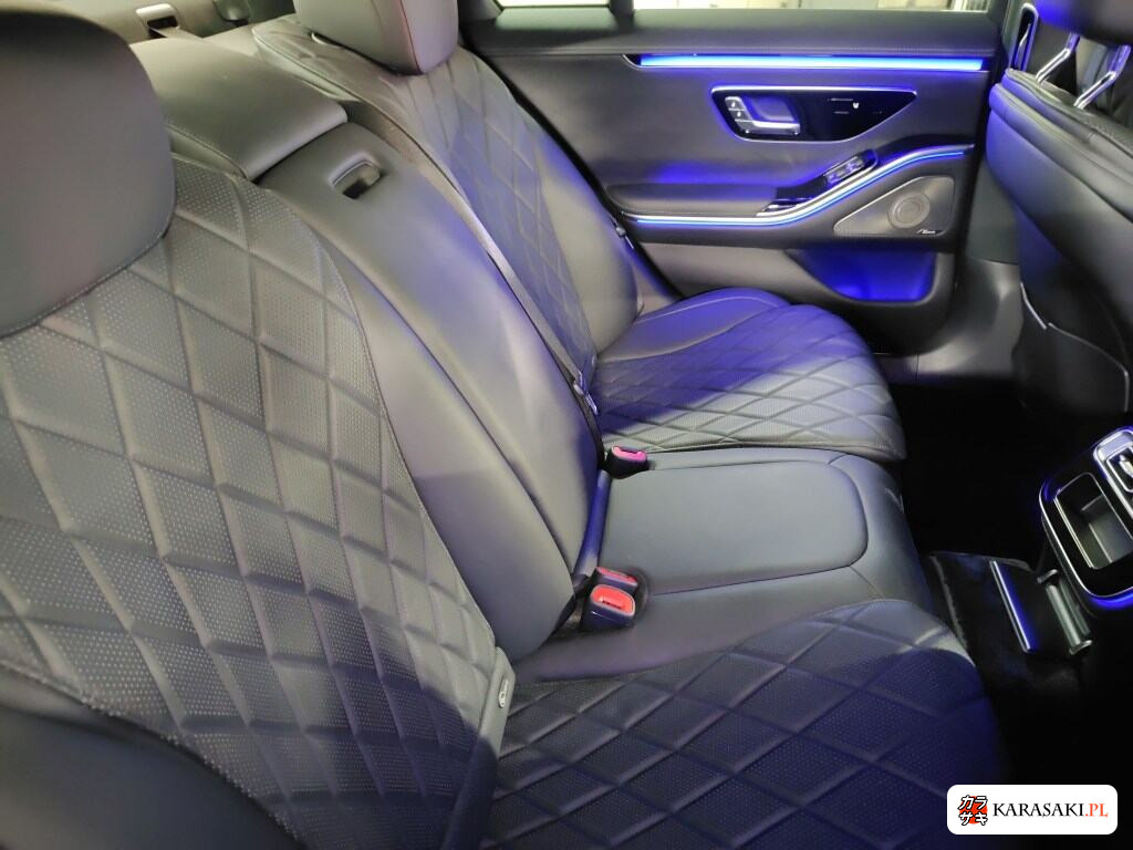 2021 Mercedes-Benz S-Class 4D 4WD S400D 4MATIC AMG Line 6