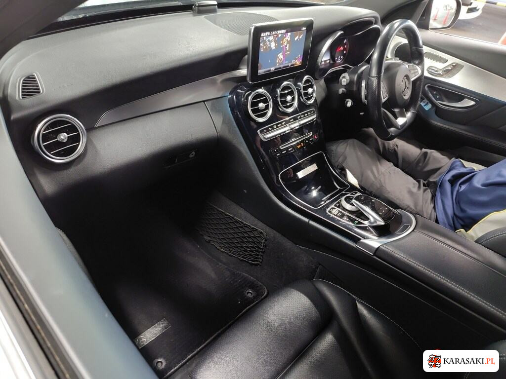 2017 Mercedes-Benz C-Class Stationwagon C180 Laureus Edition 5