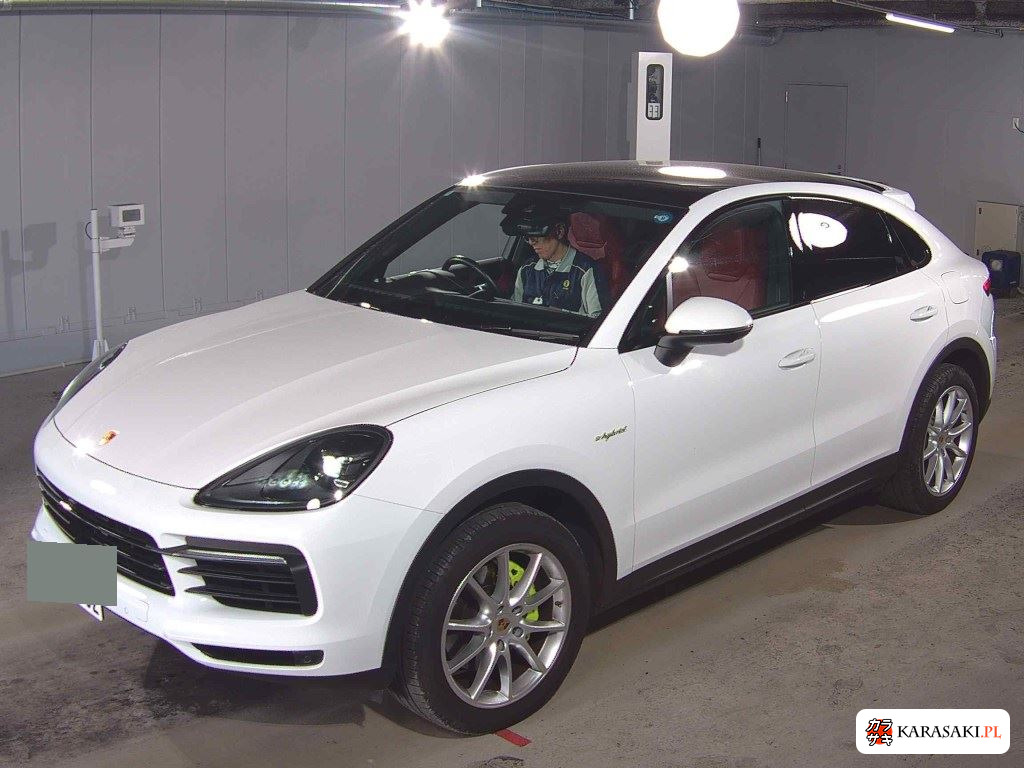 2020 Porsche Cayenne Coupe 4WD E Hybrid 3