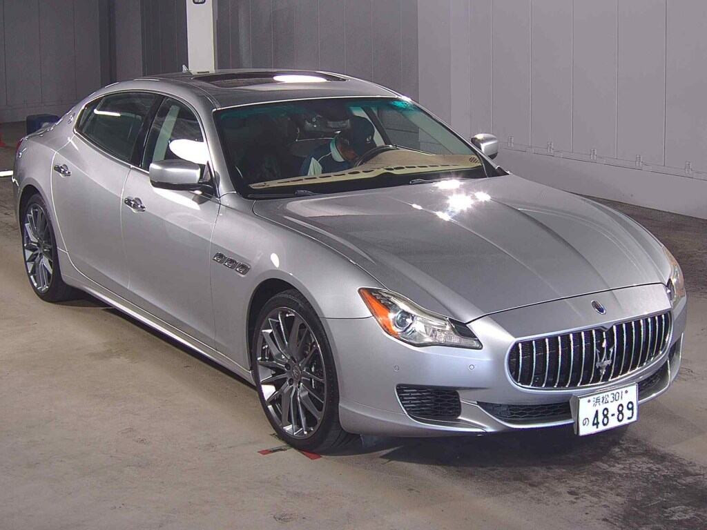 Maserati Quattroporte 2014 z aukcji japońskiej