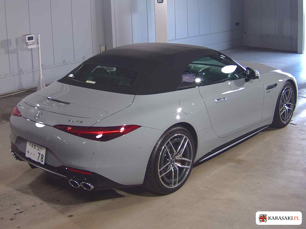 2022 Mercedes-AMG SL SL43 BSG Model 4