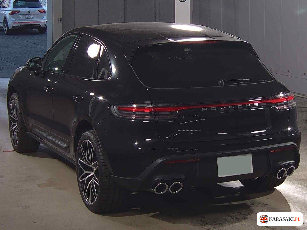 2022 Porsche Macan 4WD 2