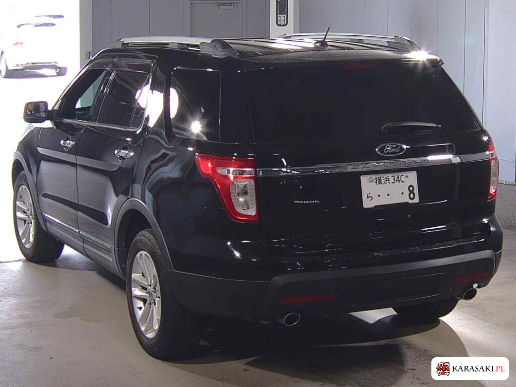 2011 Ford Explorer 5D 4WD XLT 2