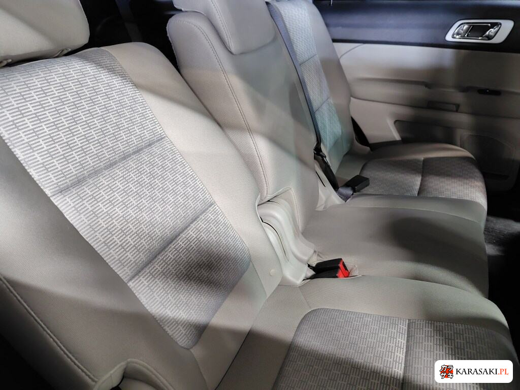 2011 Ford Explorer 5D 4WD XLT 6