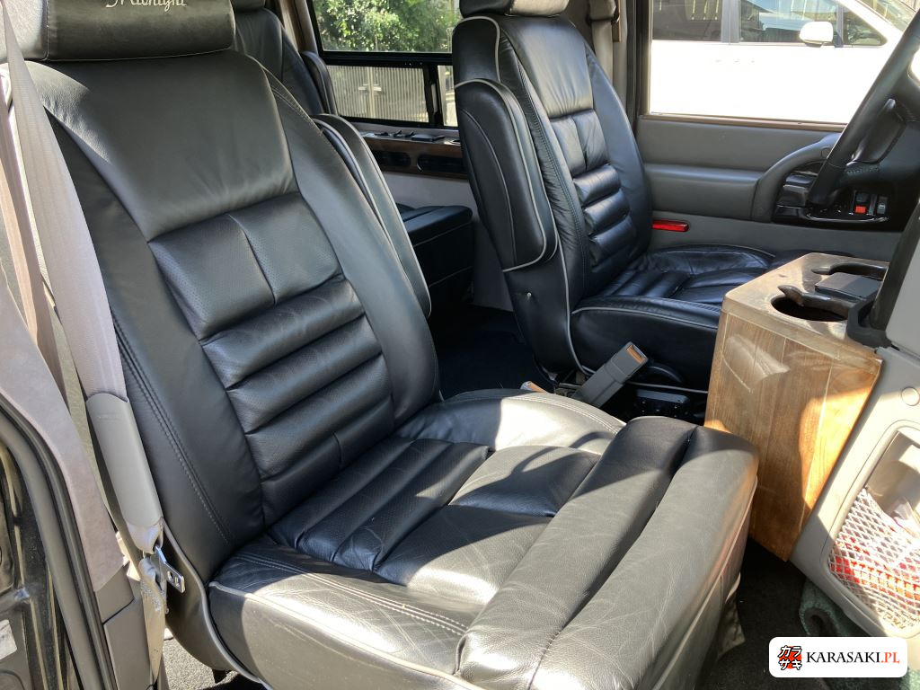 2002 Chevrolet Astro 4WD 9