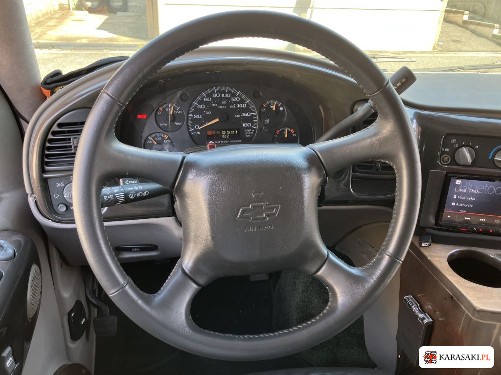 2002 Chevrolet Astro 4WD 8
