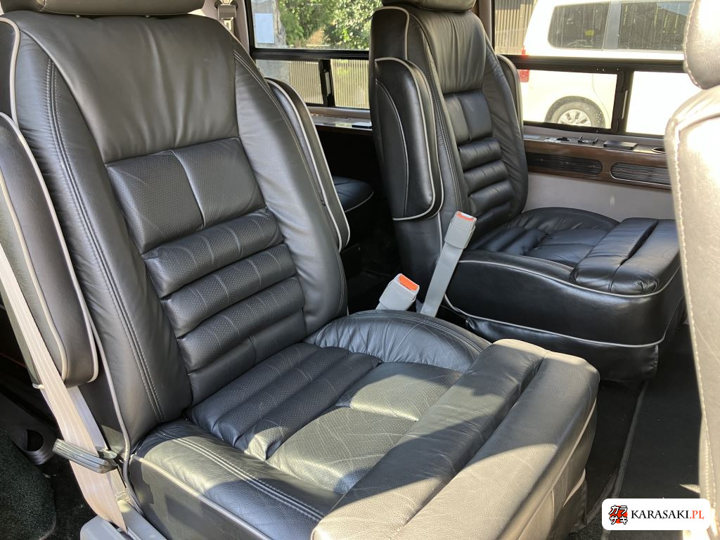 2002 Chevrolet Astro 4WD 10