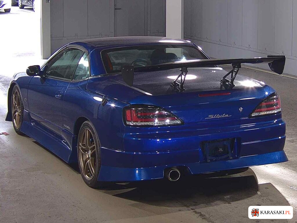 Nissan Silvia 2000 з японського аукціону