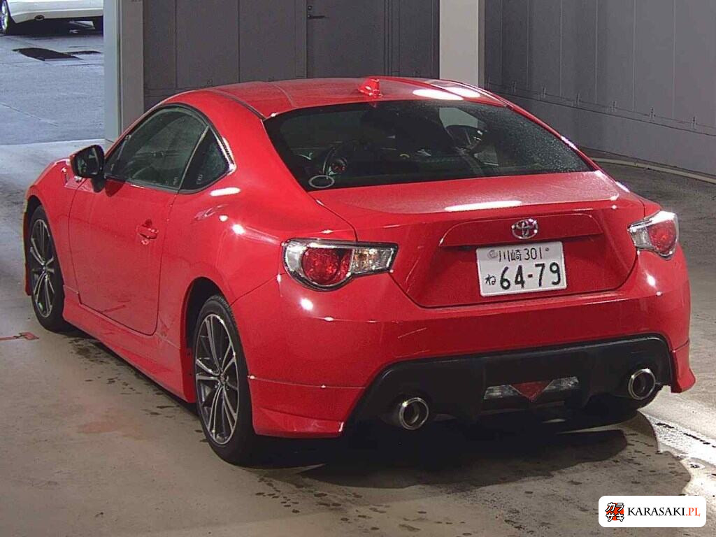 Toyota 86 2015 z aukcji japońskiej