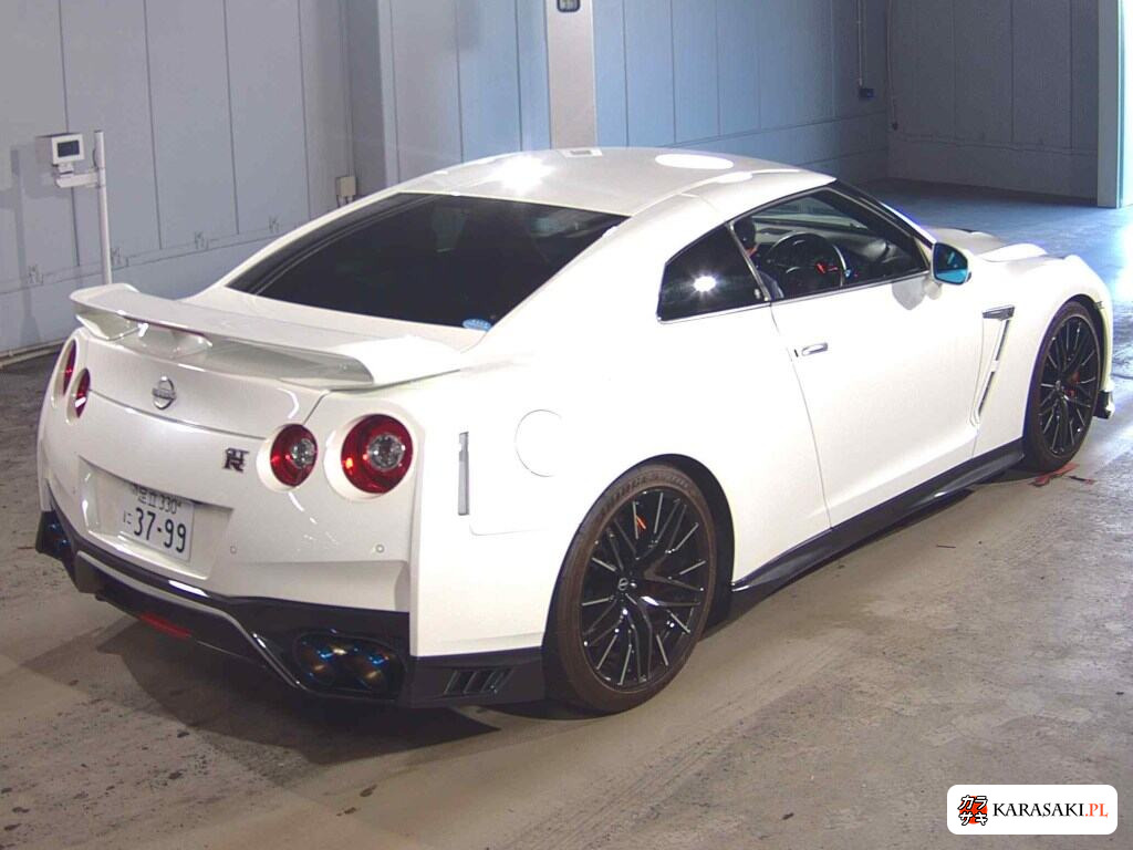 Nissan GT-R 2018 z aukcji japońskiej