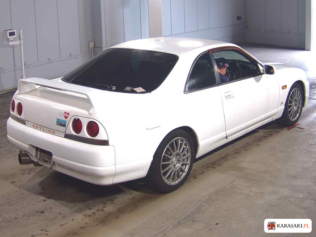 Nissan Skyline 1997 z aukcji japońskiej