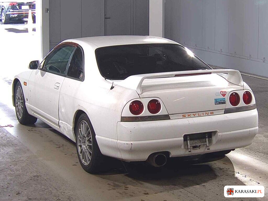 Nissan Skyline 1997 z aukcji japońskiej