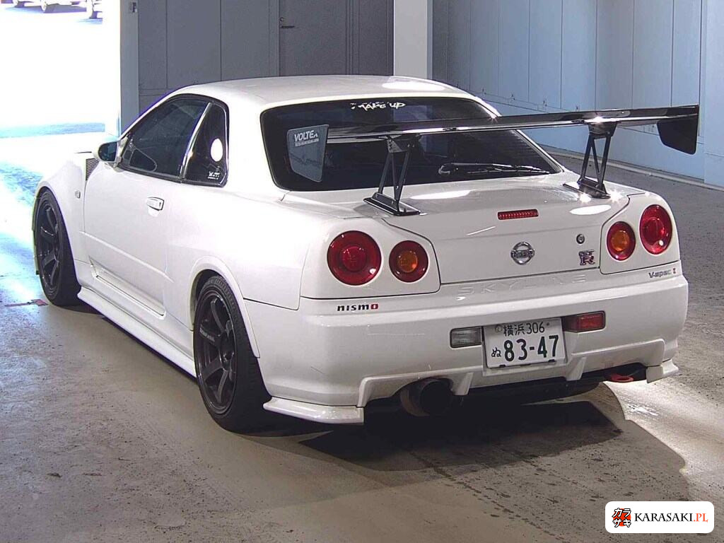 Nissan Skyline 1999 z aukcji japońskiej