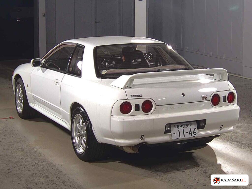 Nissan Skyline 1992 z aukcji japońskiej