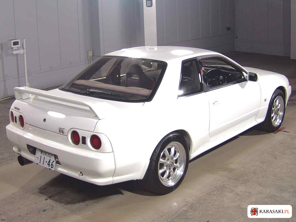 Nissan Skyline 1992 z aukcji japońskiej