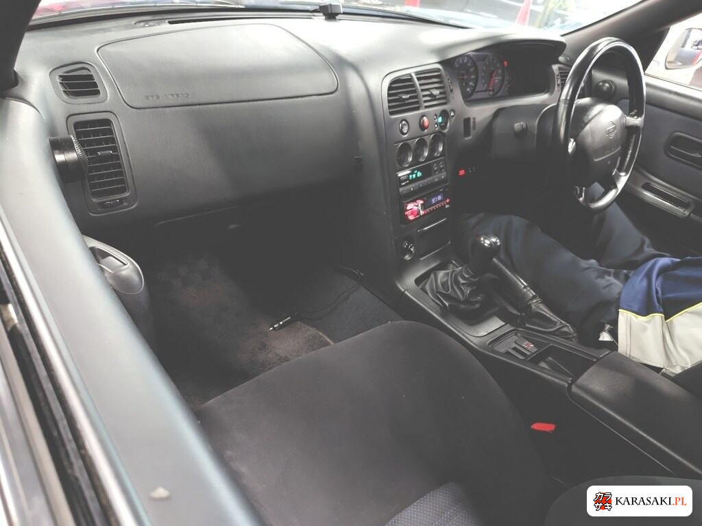 Nissan Skyline 1995 z aukcji japońskiej