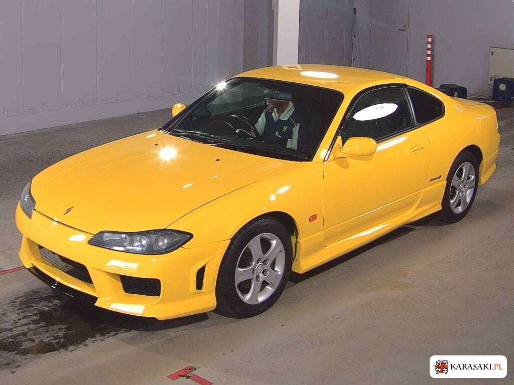 Nissan Silvia 2001 z aukcji japońskiej