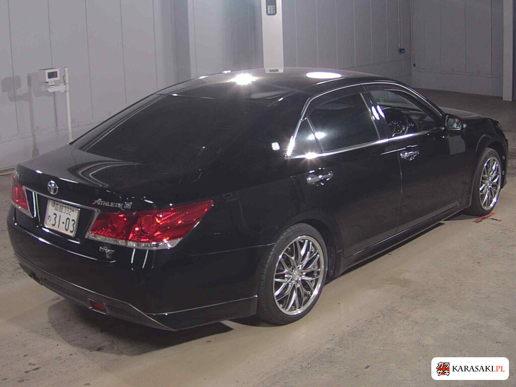 Toyota Crown 2013 z aukcji japońskiej