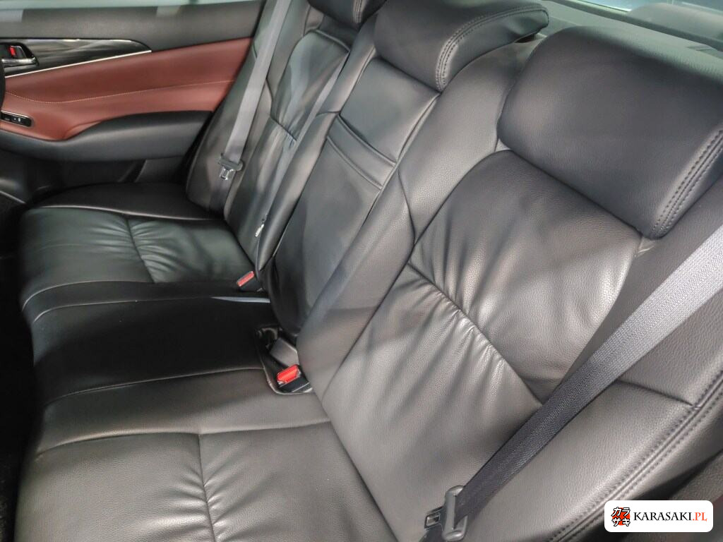 Toyota Crown 2013 z aukcji japońskiej