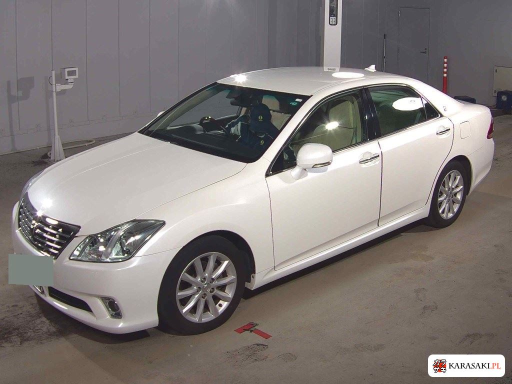 Toyota Crown 2012 z aukcji japońskiej