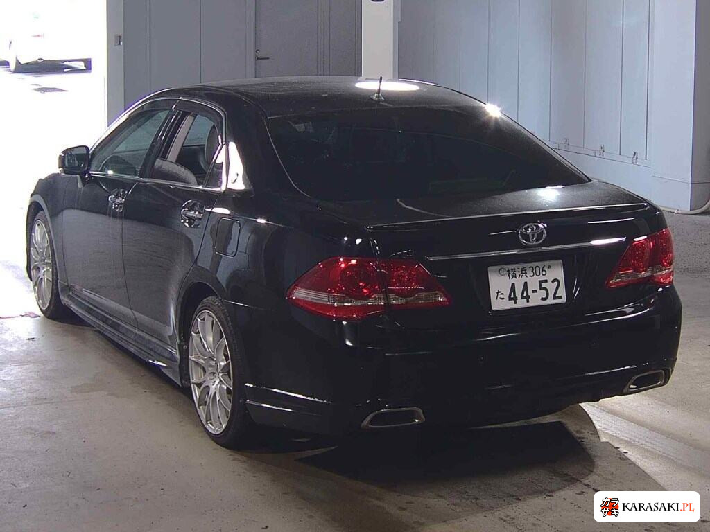 Toyota Crown 2008 z aukcji japońskiej