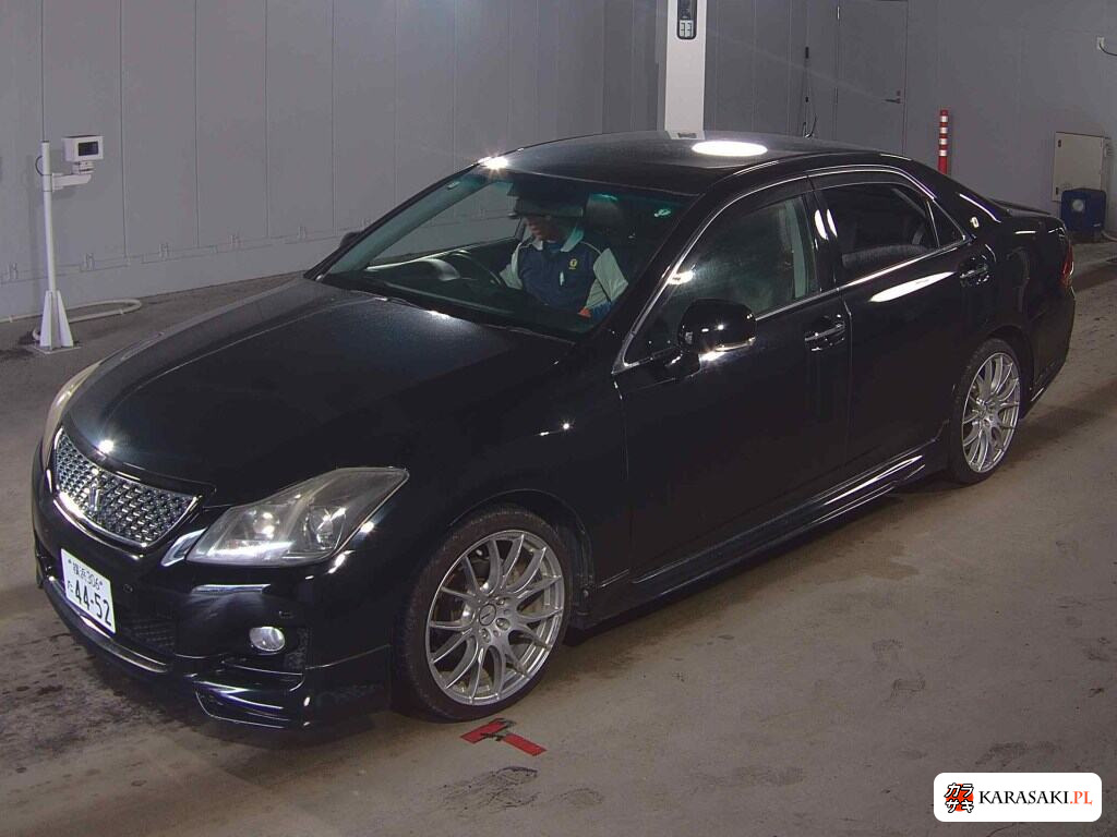 Toyota Crown 2008 z aukcji japońskiej