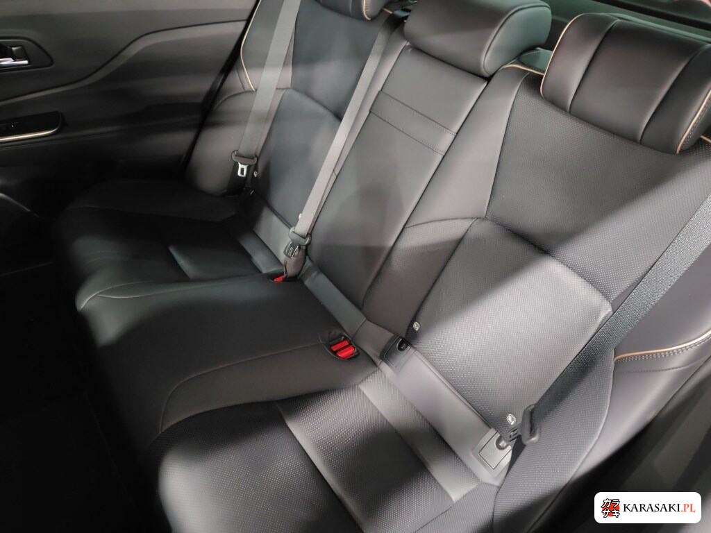 Toyota Crown Crossover 2023 z aukcji japońskiej