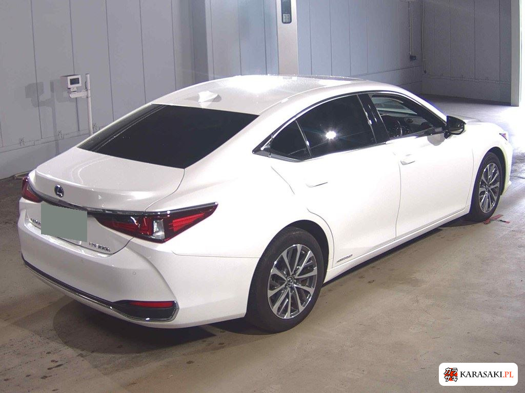 Lexus Es 2022 z aukcji japońskiej