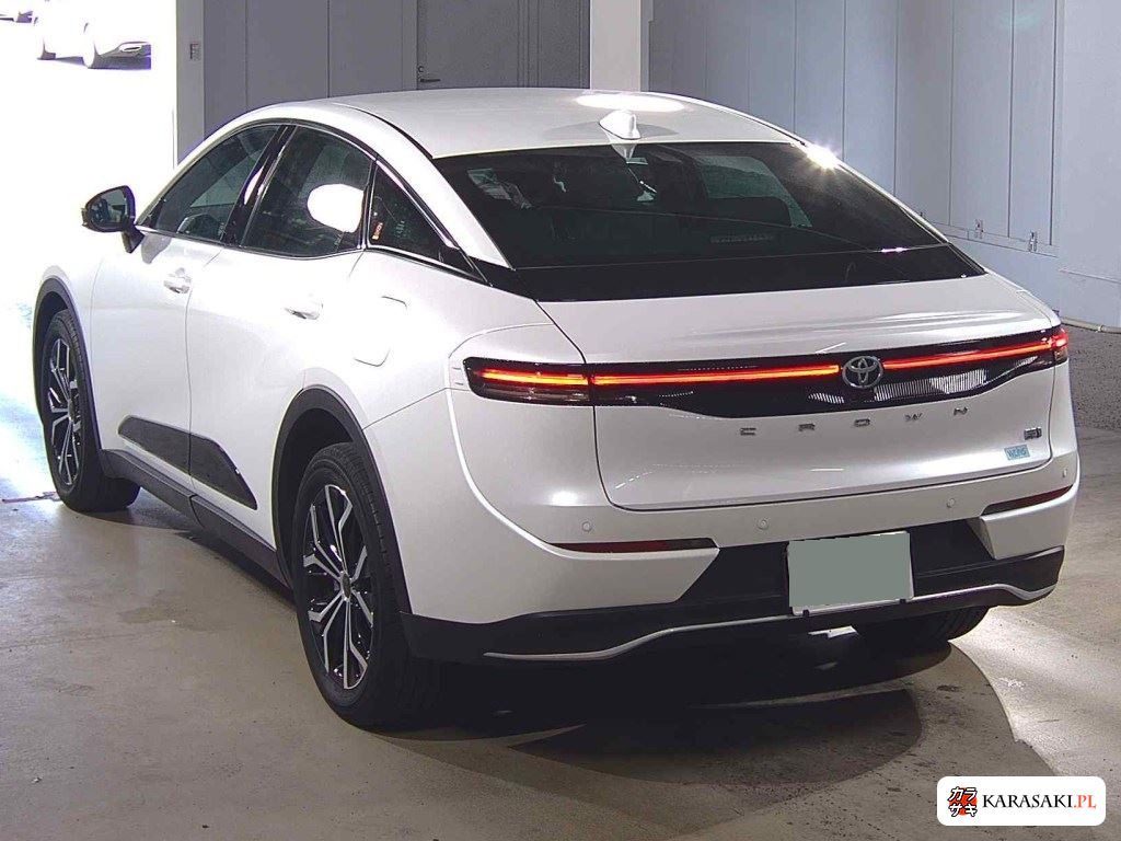 Toyota Crown Crossover 2024 z aukcji japońskiej
