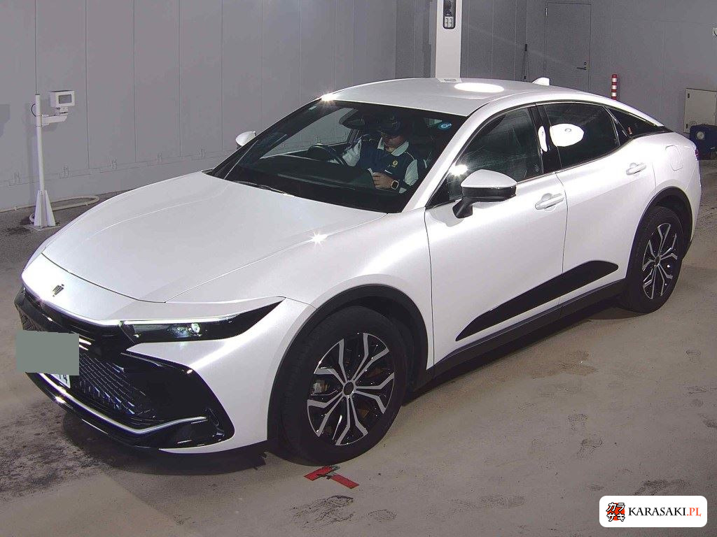 Toyota Crown Crossover 2024 z aukcji japońskiej
