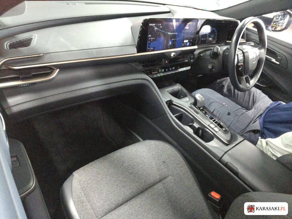 Toyota Crown Crossover 2024 z aukcji japońskiej