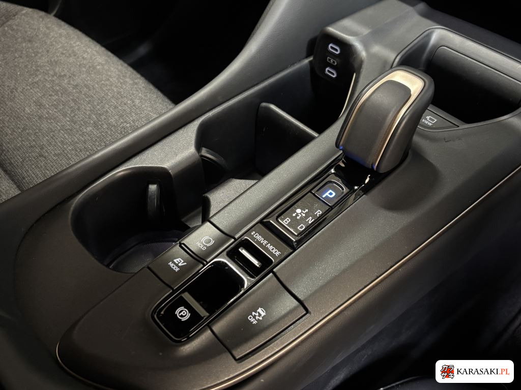 Toyota Crown Crossover 2024 z aukcji japońskiej