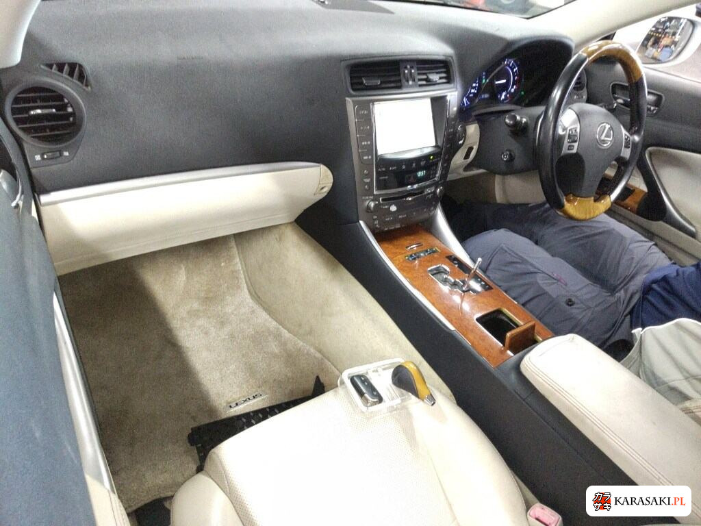 Lexus Is 2011 z aukcji japońskiej