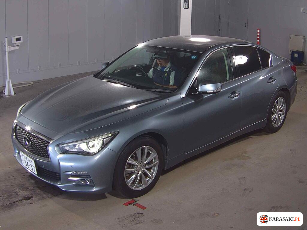 Nissan Skyline 2015 z aukcji japońskiej