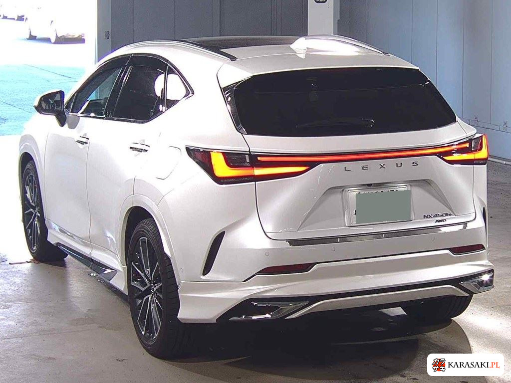 Lexus NX 2025 z aukcji japońskiej