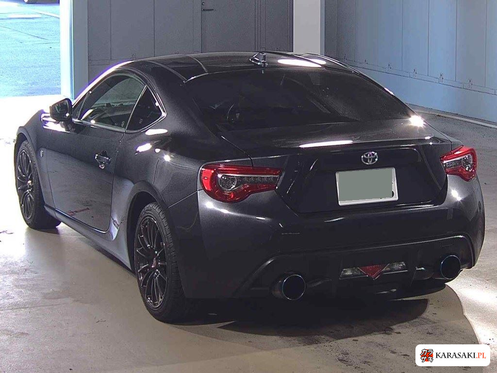 Toyota 86 2016 z aukcji japońskiej