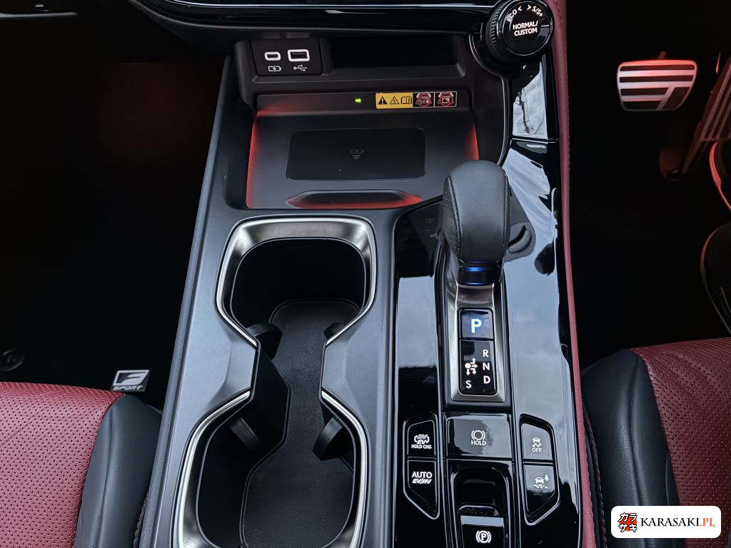 Lexus NX 2023 z aukcji japońskiej