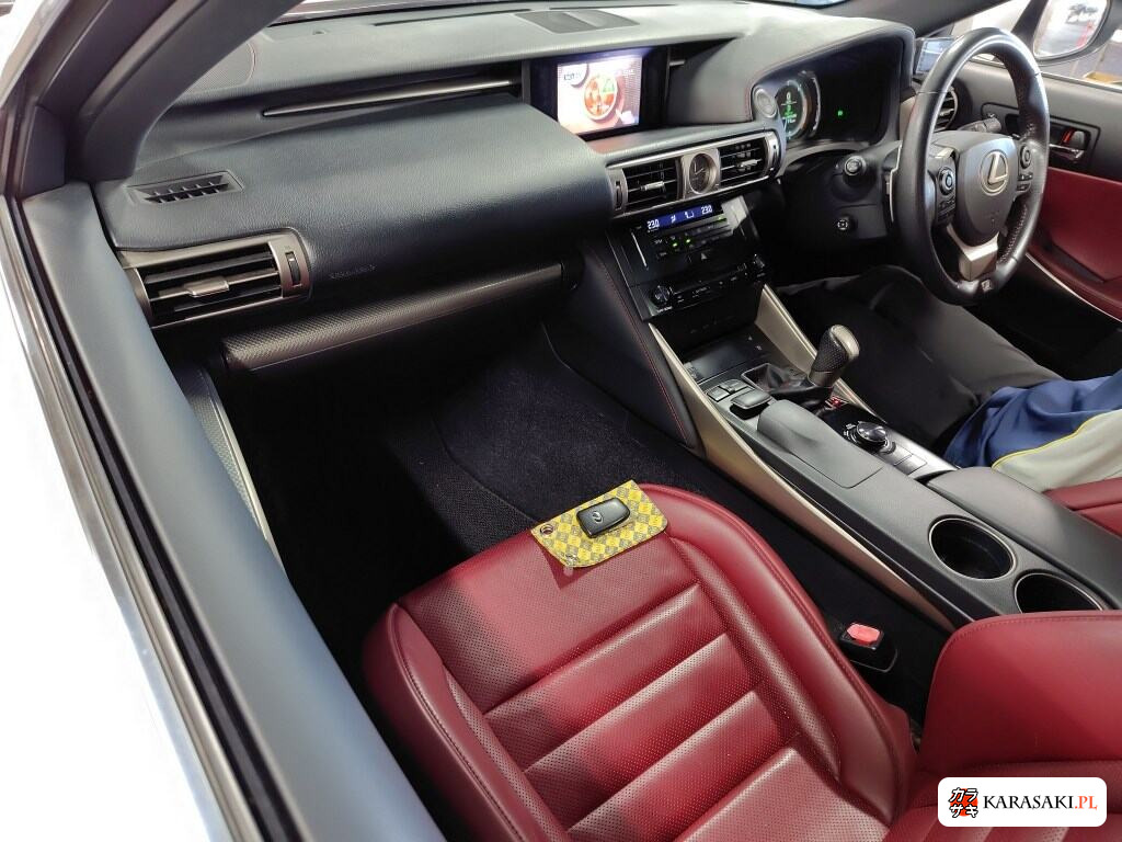 Lexus Is 2013 z aukcji japońskiej