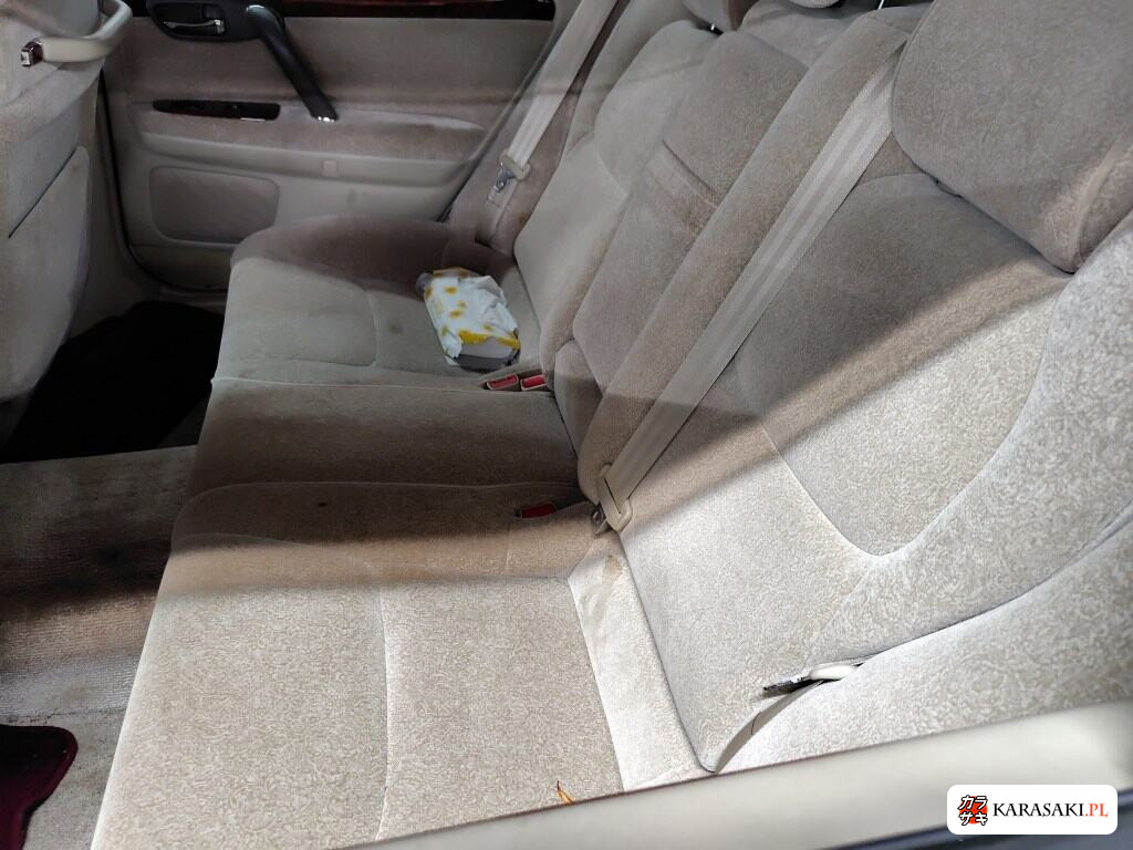 Toyota Crown Estate 2000 z aukcji japońskiej