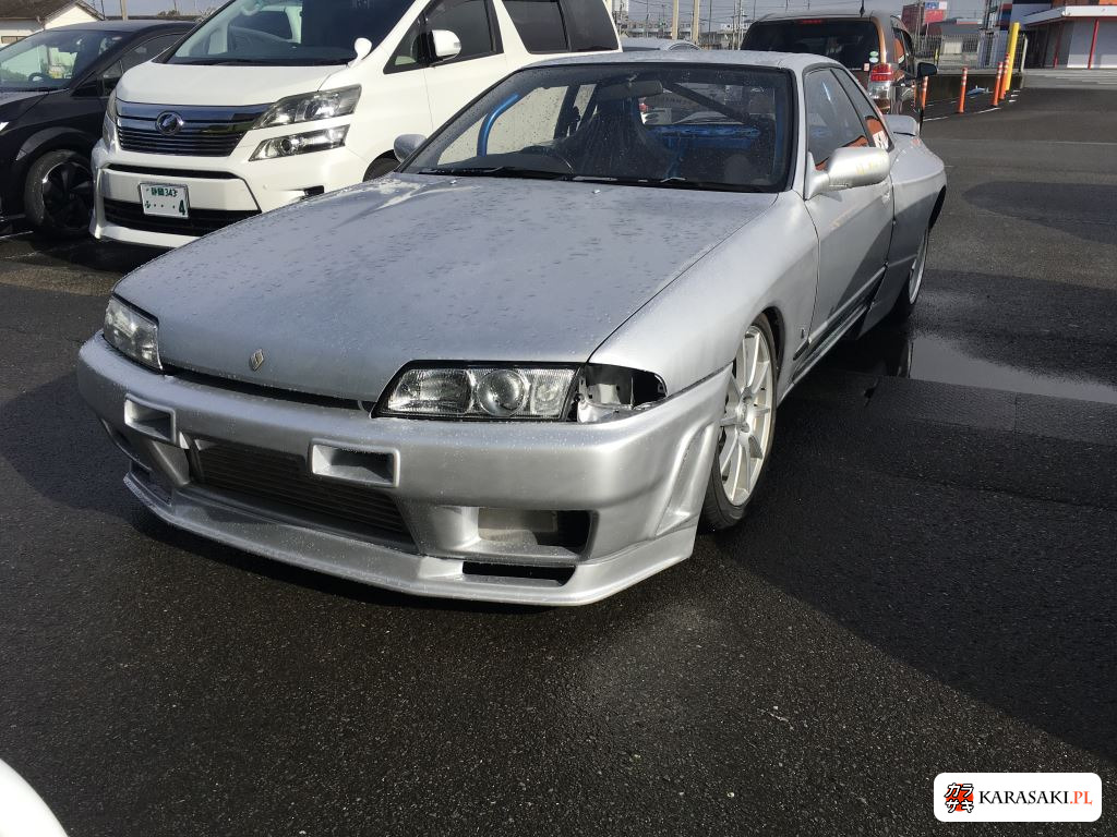 Nissan Skyline 1993 z aukcji japońskiej