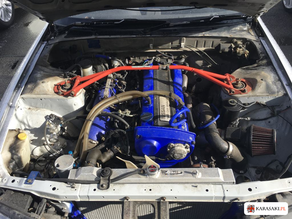 Nissan Skyline 1993 z aukcji japońskiej