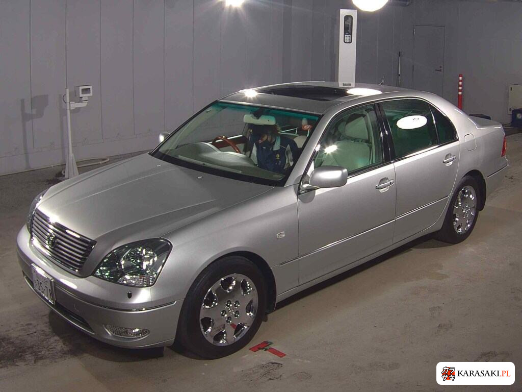 Toyota Celsior 2002 z aukcji japońskiej