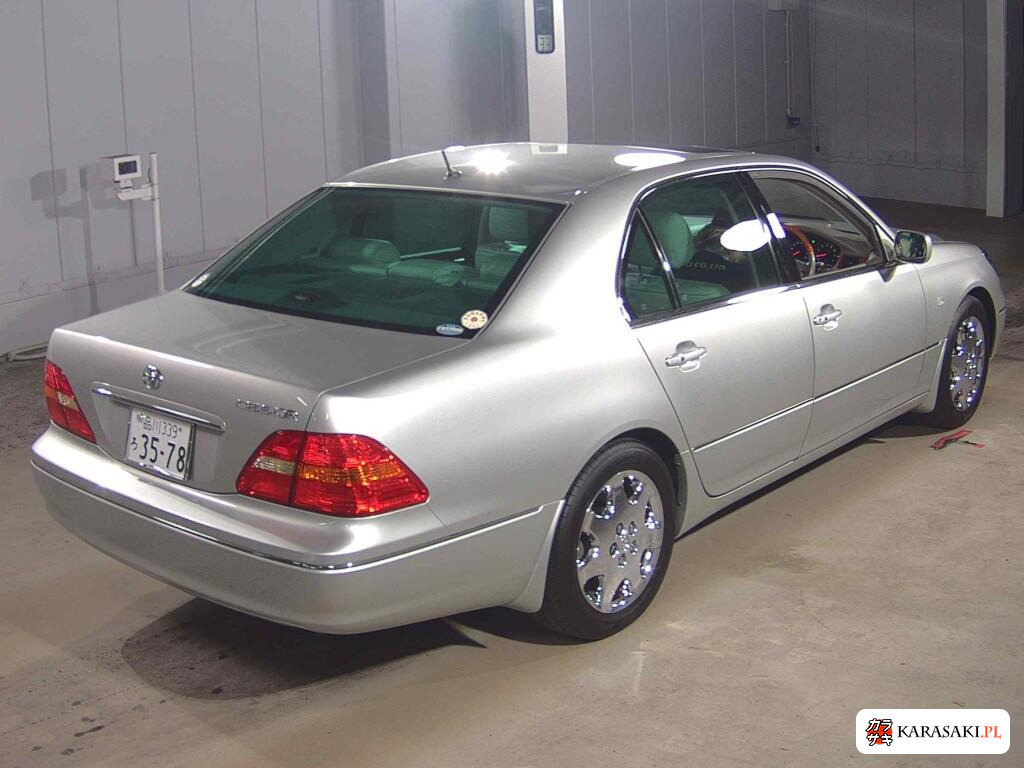 Toyota Celsior 2002 z aukcji japońskiej