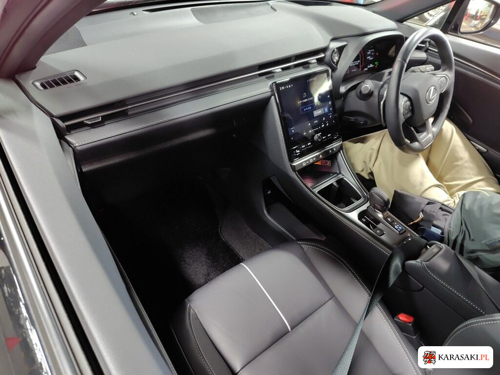 Lexus LBX 2024 z aukcji japońskiej
