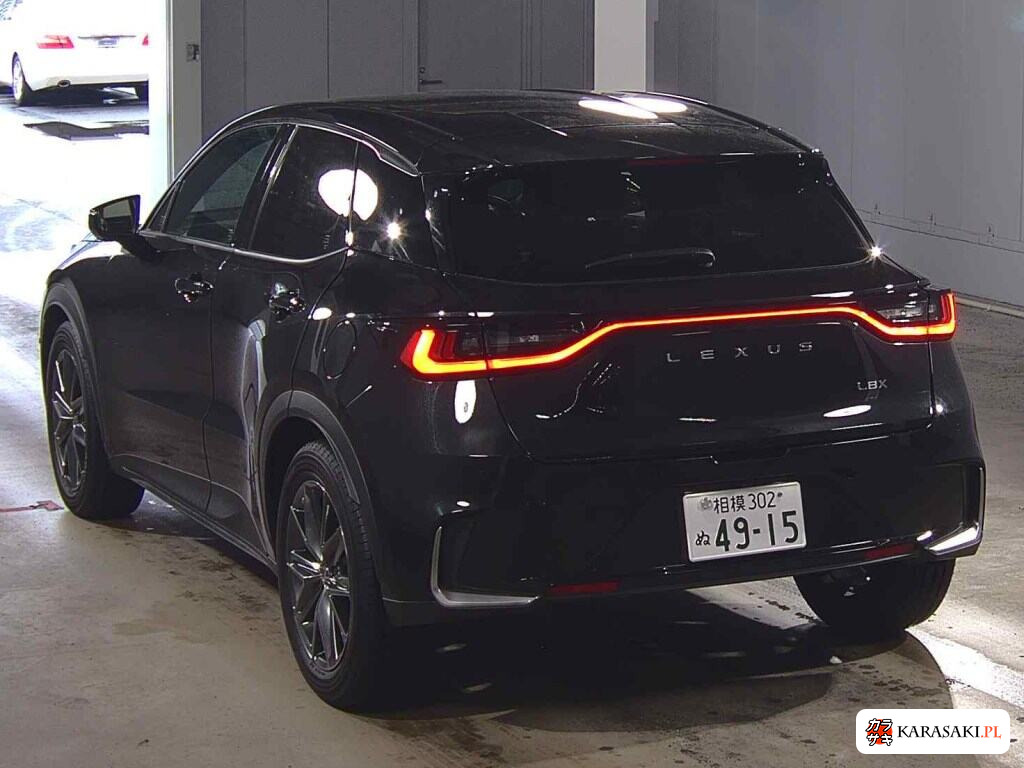 Lexus LBX 2024 z aukcji japońskiej