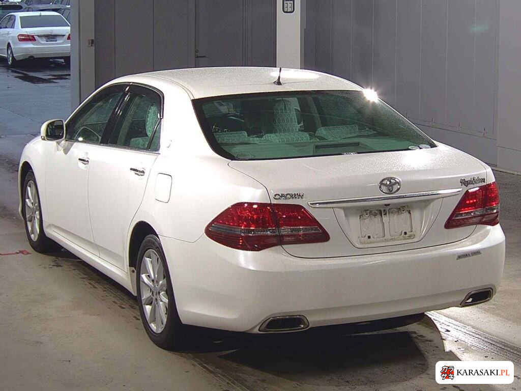 Toyota Crown 2008 z aukcji japońskiej