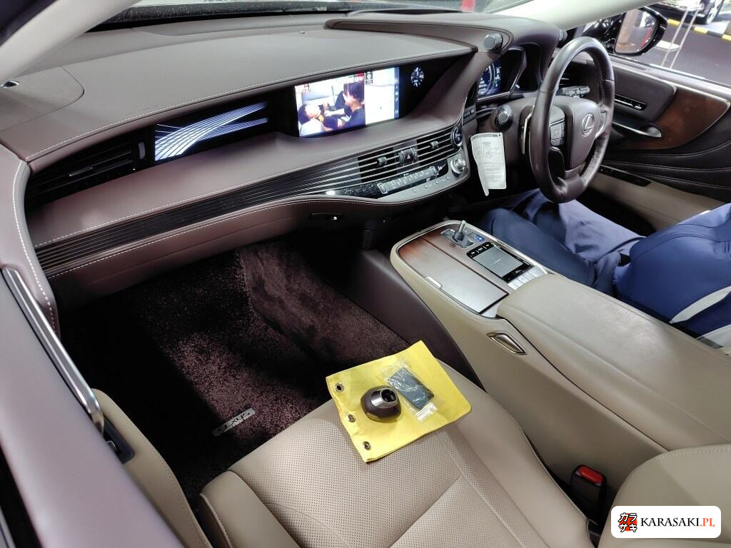 Lexus LS 2018 z aukcji japońskiej